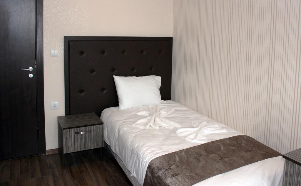 Family Hotel Silistra Room photo